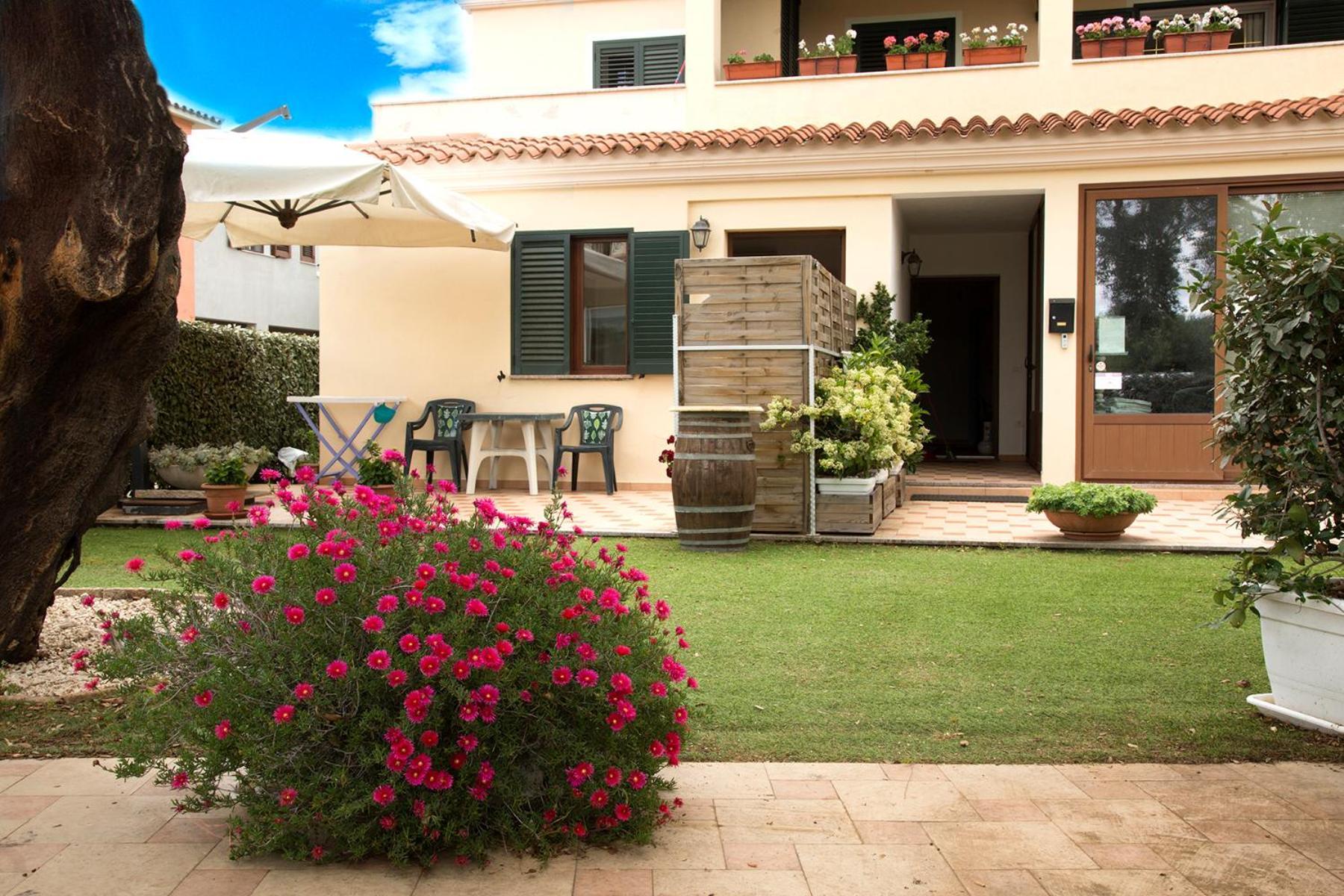Gallo Spot Hotel San Teodoro  Exterior photo