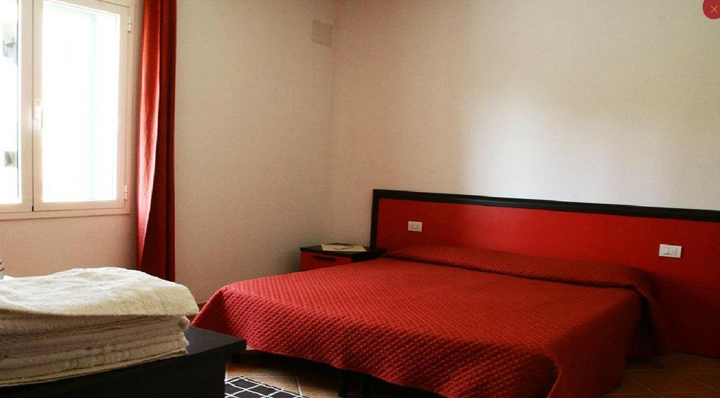Gallo Spot Hotel San Teodoro  Room photo